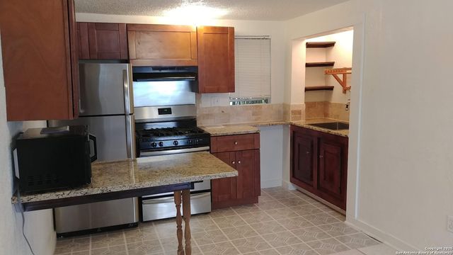 210 Eleanor, San Antonio, TX 78209