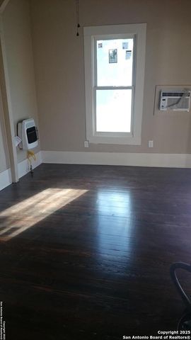 210 Eleanor, San Antonio, TX 78209