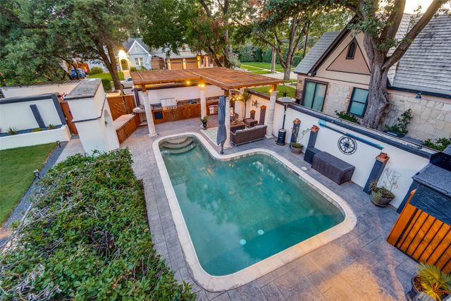 5318 Denton Drive, Dallas, TX 75235