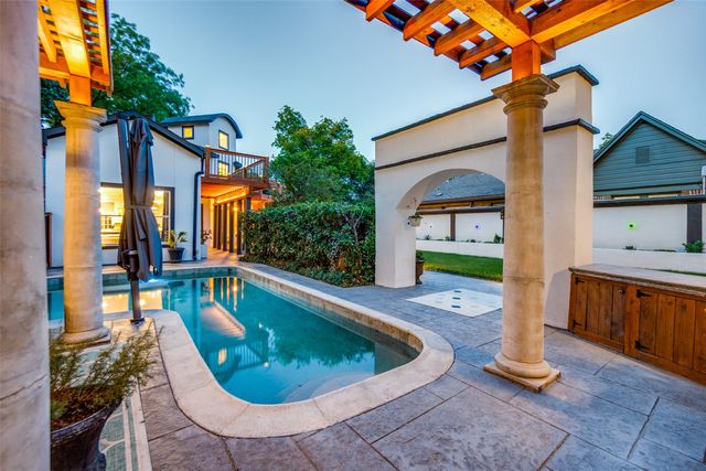 5318 Denton Drive, Dallas, TX 75235