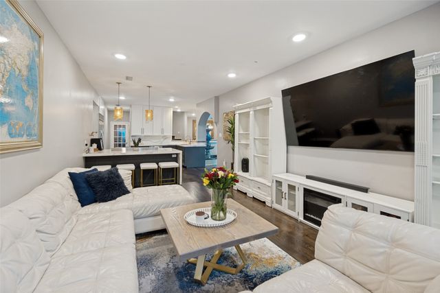 5318 Denton Drive, Dallas, TX 75235