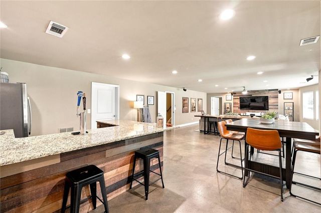 180 Lakestone Parkway, Woodstock, GA 30188