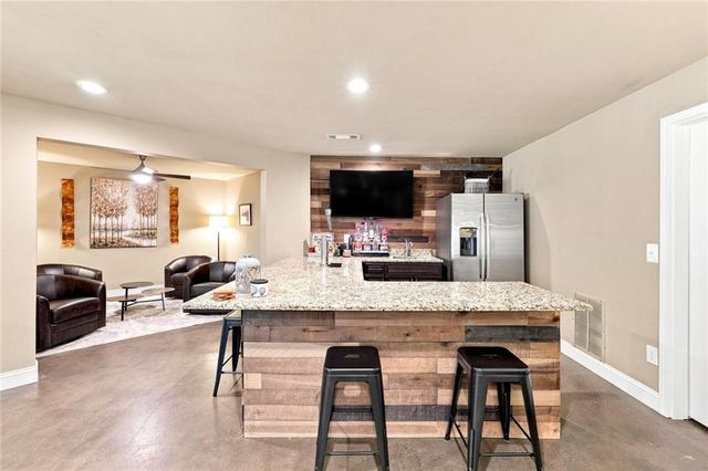 180 Lakestone Parkway, Woodstock, GA 30188