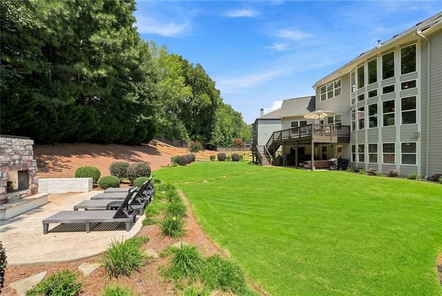 180 Lakestone Parkway, Woodstock, GA 30188