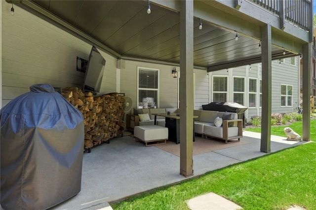 180 Lakestone Parkway, Woodstock, GA 30188