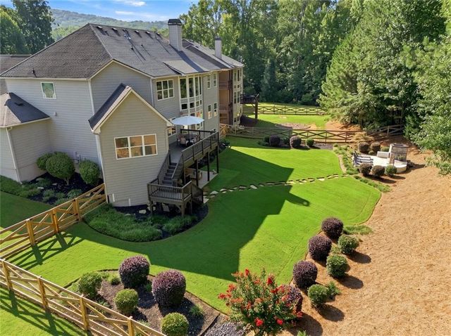 180 Lakestone Parkway, Woodstock, GA 30188