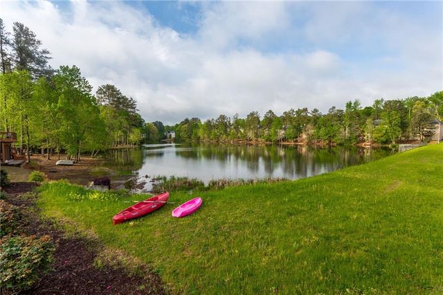 180 Lakestone Parkway, Woodstock, GA 30188