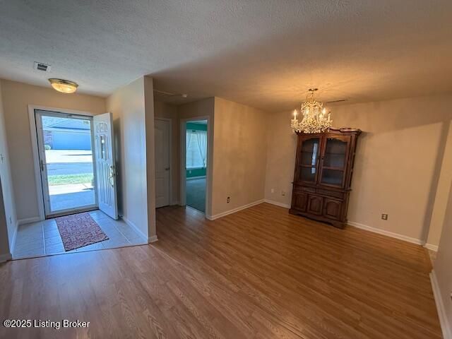 7608 Autumn Pointe Dr, Louisville, KY 40214