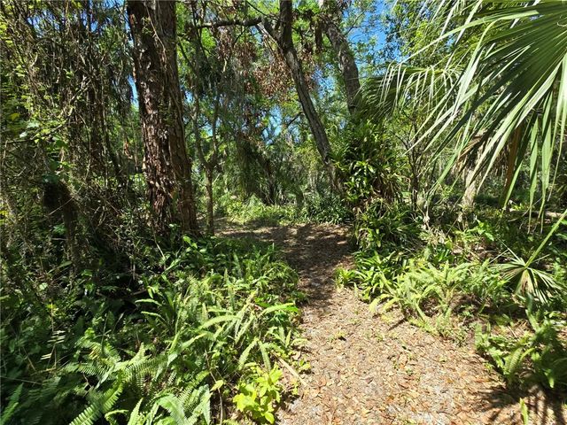 144 N Elm Street, Fellsmere, FL 32948