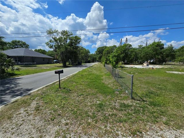 144 N Elm Street, Fellsmere, FL 32948