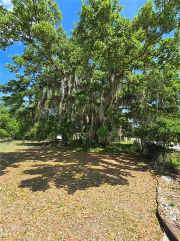 144 N Elm Street, Fellsmere, FL 32948