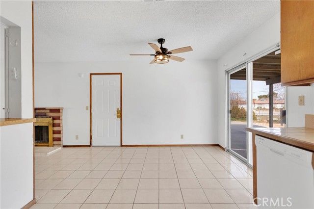 16463 Solvang Avenue, Victorville, CA 92394