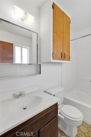 16463 Solvang Avenue, Victorville, CA 92394