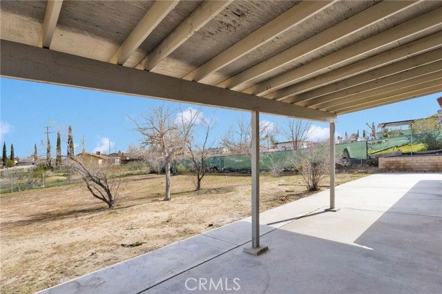 16463 Solvang Avenue, Victorville, CA 92394