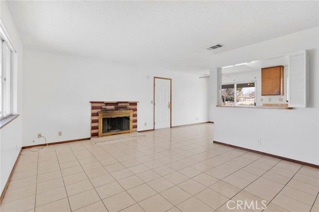 16463 Solvang Avenue, Victorville, CA 92394