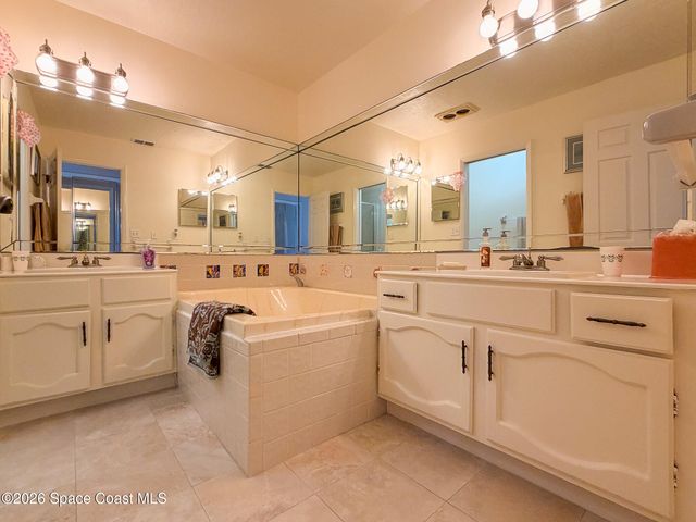 3039 S Highway A1a 1e, Melbourne Beach, FL 32951