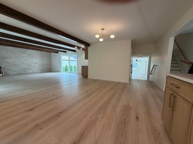 1106 North Path Drive, Wheaton, IL 60187