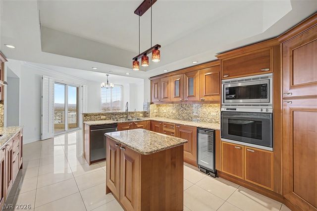 2777 Paradise Road 2102, Las Vegas, NV 89109