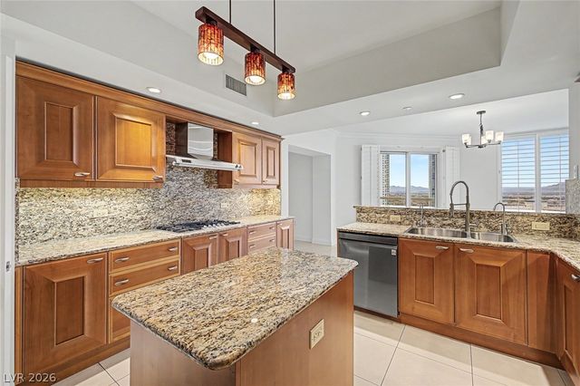 2777 Paradise Road 2102, Las Vegas, NV 89109