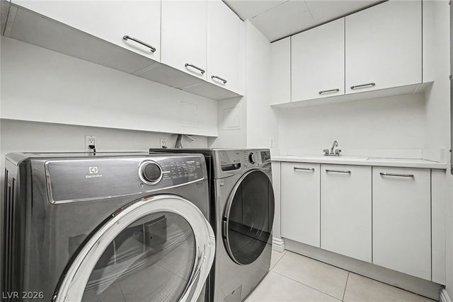 2777 Paradise Road 2102, Las Vegas, NV 89109