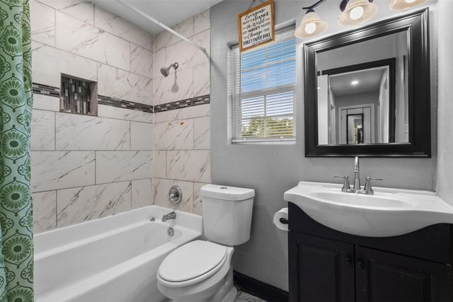 1418 Briarwood Drive, Mesquite, TX 75149