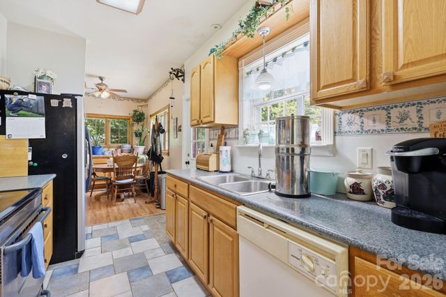 2225 Bald Creek Road, Clyde, NC 28721