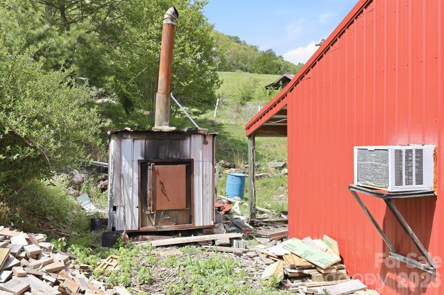 2225 Bald Creek Road, Clyde, NC 28721