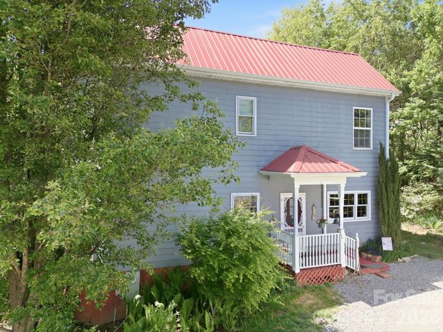 2225 Bald Creek Road, Clyde, NC 28721