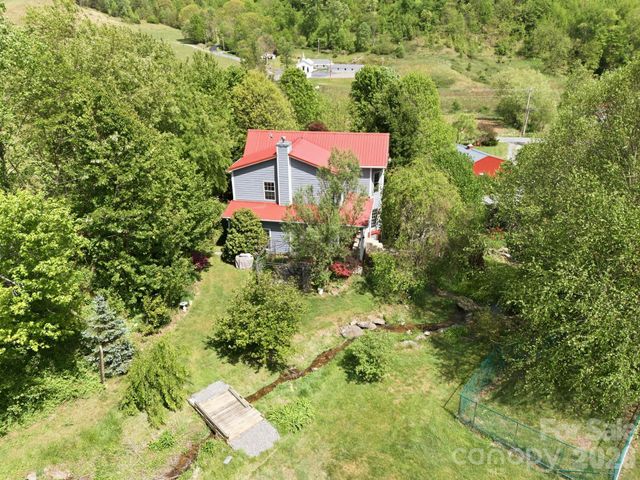 2225 Bald Creek Road, Clyde, NC 28721
