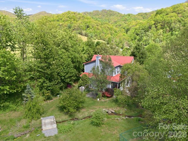 2225 Bald Creek Road, Clyde, NC 28721