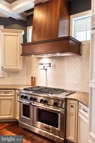 710 LONGVIEW DR, Middletown, PA 17057