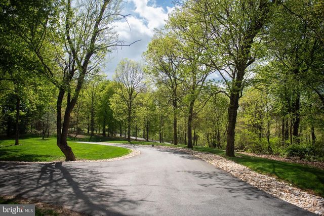 710 LONGVIEW DR, Middletown, PA 17057