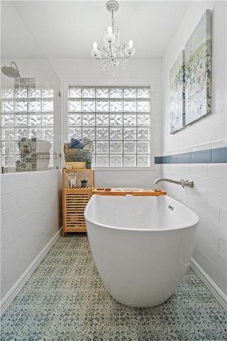 311 Blue Water Dr, Portland, TX 78374