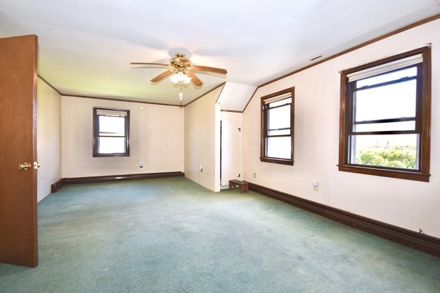 33 Terry Drive, Dartmouth, MA 02748