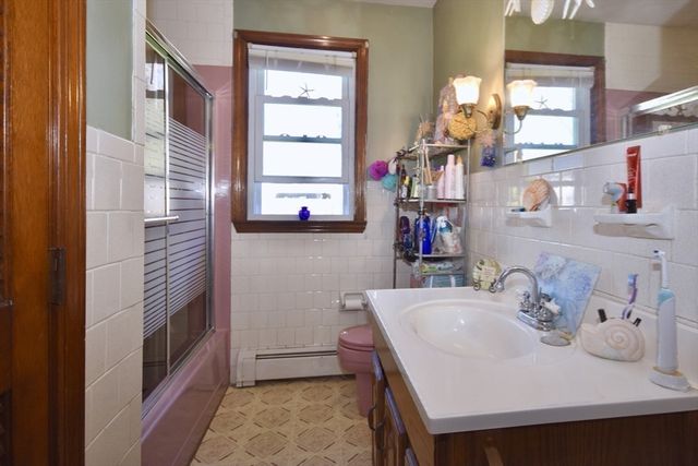 33 Terry Drive, Dartmouth, MA 02748