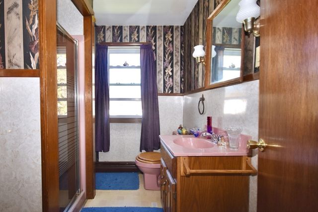 33 Terry Drive, Dartmouth, MA 02748
