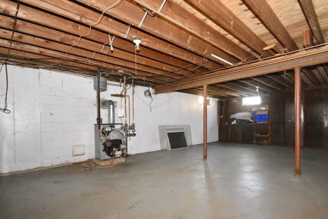 33 Terry Drive, Dartmouth, MA 02748