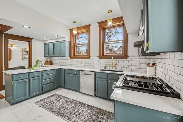 3051 Fairfield Avenue, Cincinnati, OH 45206