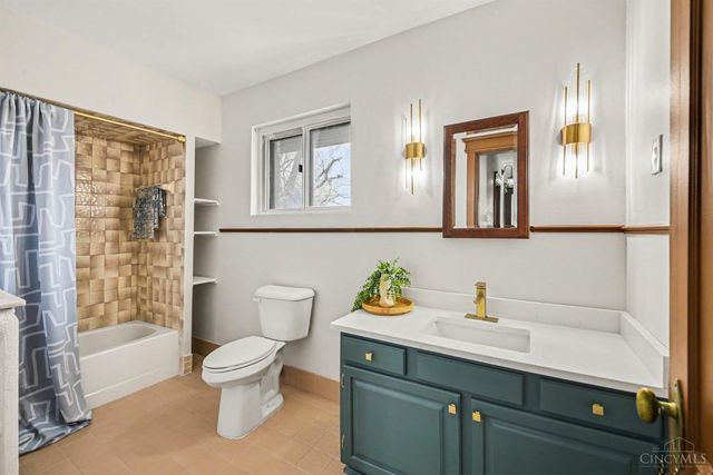 3051 Fairfield Avenue, Cincinnati, OH 45206