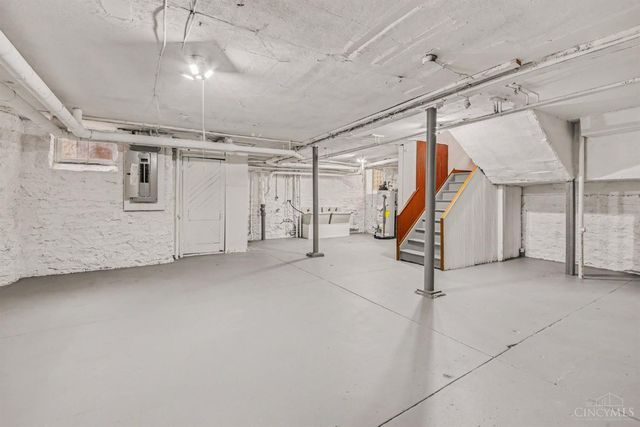 3051 Fairfield Avenue, Cincinnati, OH 45206