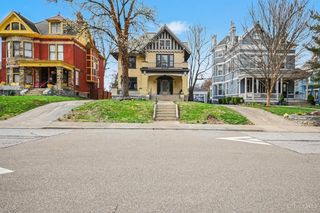 3051 Fairfield Avenue, Cincinnati, OH 45206