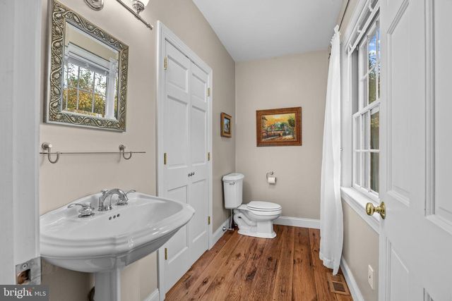 1191 WHEATSHEAF LN, Abington, PA 19001