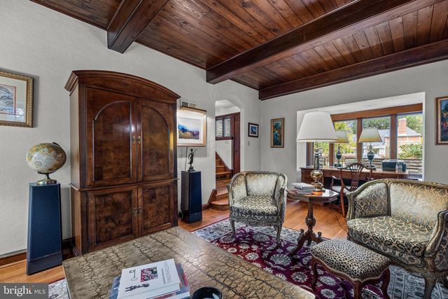 1191 WHEATSHEAF LN, Abington, PA 19001