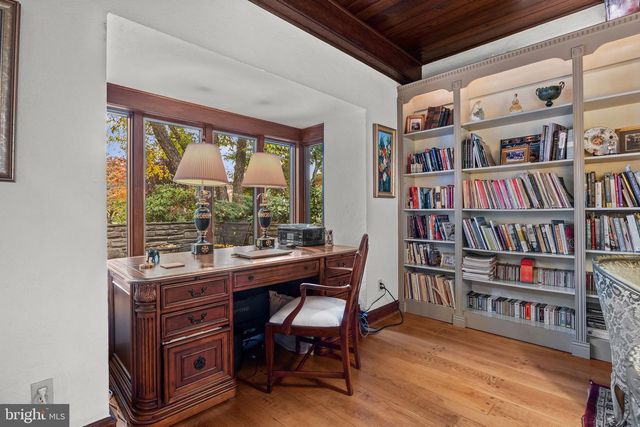 1191 WHEATSHEAF LN, Abington, PA 19001