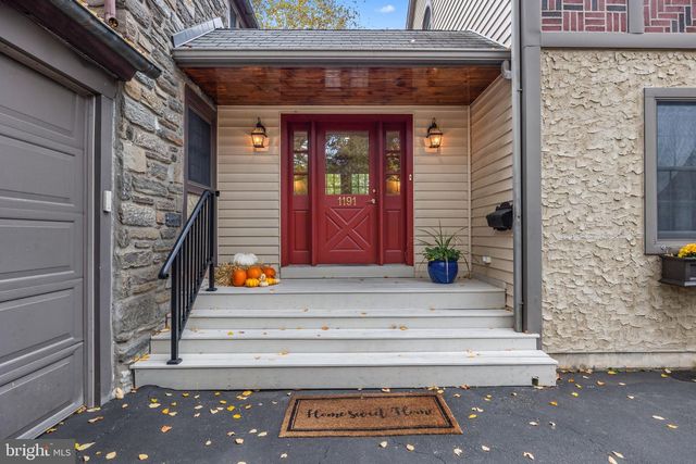 1191 WHEATSHEAF LN, Abington, PA 19001