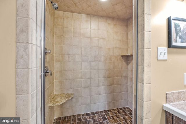 1191 WHEATSHEAF LN, Abington, PA 19001