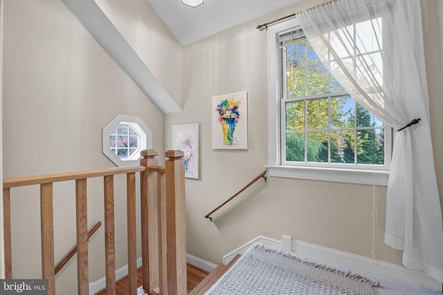 1191 WHEATSHEAF LN, Abington, PA 19001