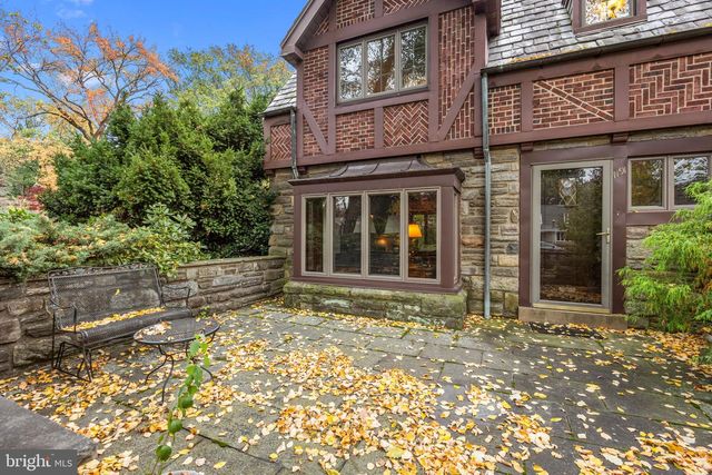 1191 WHEATSHEAF LN, Abington, PA 19001