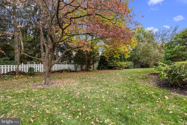 1191 WHEATSHEAF LN, Abington, PA 19001