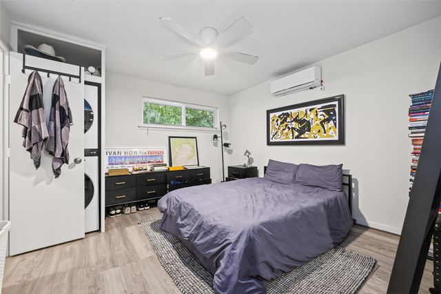 1217 Heights Boulevard 2, Houston, TX 77008